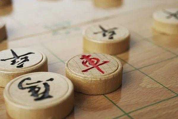  象棋是什么意思「梦见自己下象棋是什么意思」