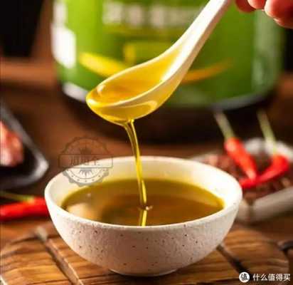 炒菜什么油好吃（炒菜什么油好吃一点）