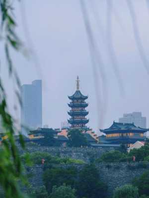 南朝什么百什么寺多少楼台烟雨中-南朝什么